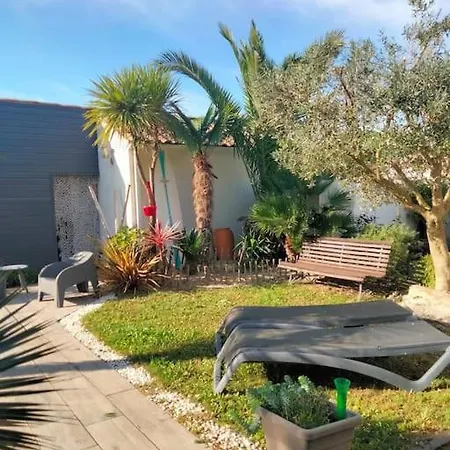 Maison Angeline, 2 Chambres, Proche Centre La Rochelle Et Ile De Re Holiday home *